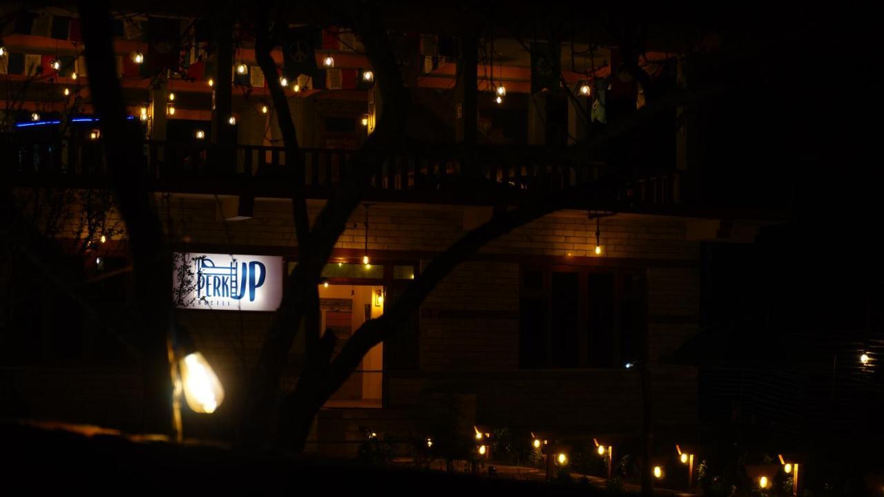 Perkup Hostel Kasol Eksteriør bilde