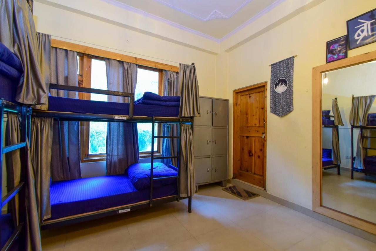 Perkup Hostel Kasol Eksteriør bilde